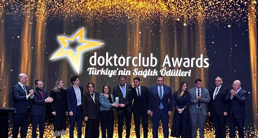 Nobel İlaç’a Doktorclub Awards’tan “Yılın Sosyal Sorumluluk Projesi” Ödülü